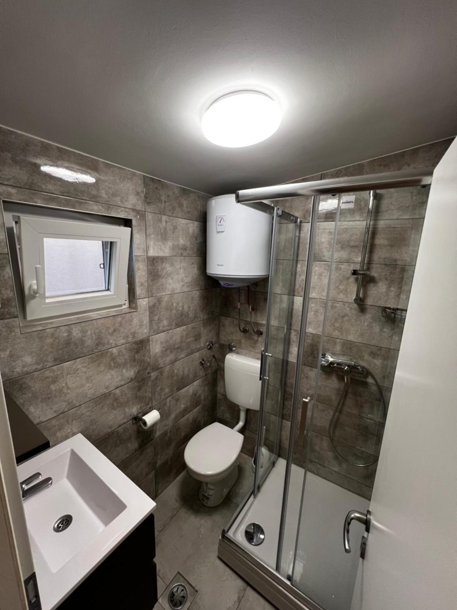 Apartmani Lovren Novalja Zewnętrze zdjęcie