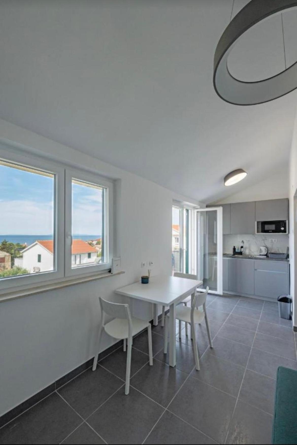 Apartmani Lovren Novalja Zewnętrze zdjęcie